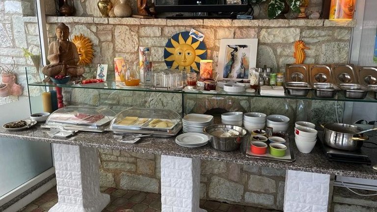 FRIdA Frauenreisen - Das Frühstücksbüffet in Epirus