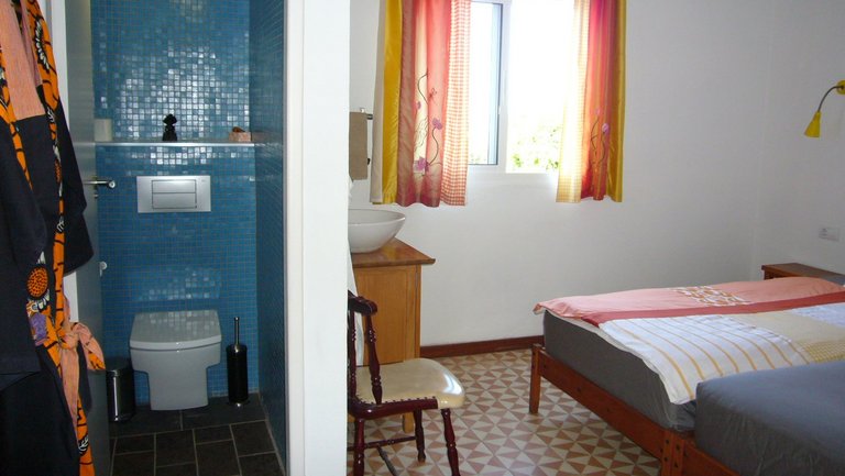Blick in ein Zimmer im Gästehaus Borbalan auf Gomera
