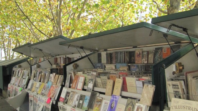 Montmartre mit dem charmanten Pariser Museum und dem Atelier von Suzanna Valadon
