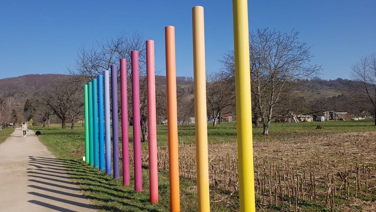 Kunstobjekte auf dem Rehbergerweg in Weil am Rhein