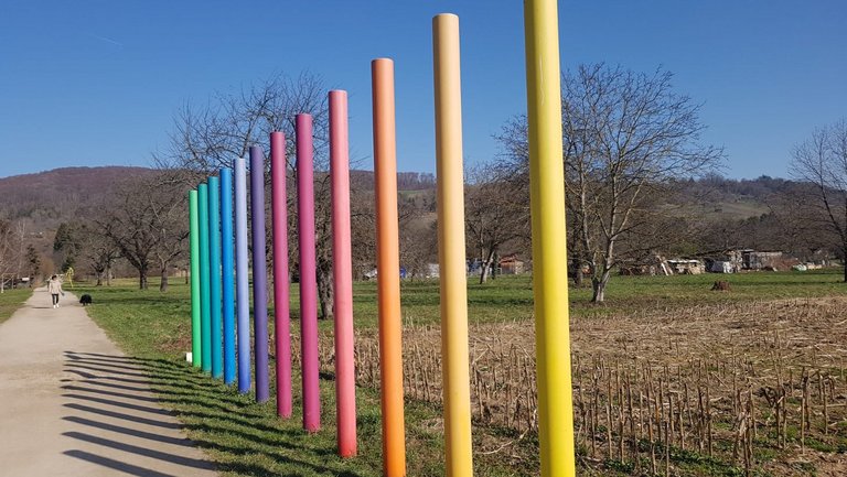 Kunstobjekte auf dem Rehbergerweg in Weil am Rhein 