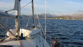Segeln für Frauen mit erfahrenen Skipperinnen von FRIdA Frauenreisen